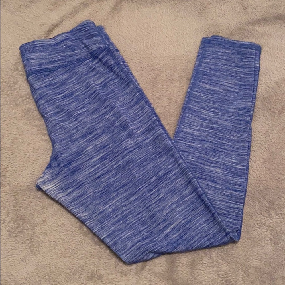 Blue long active wear leggings